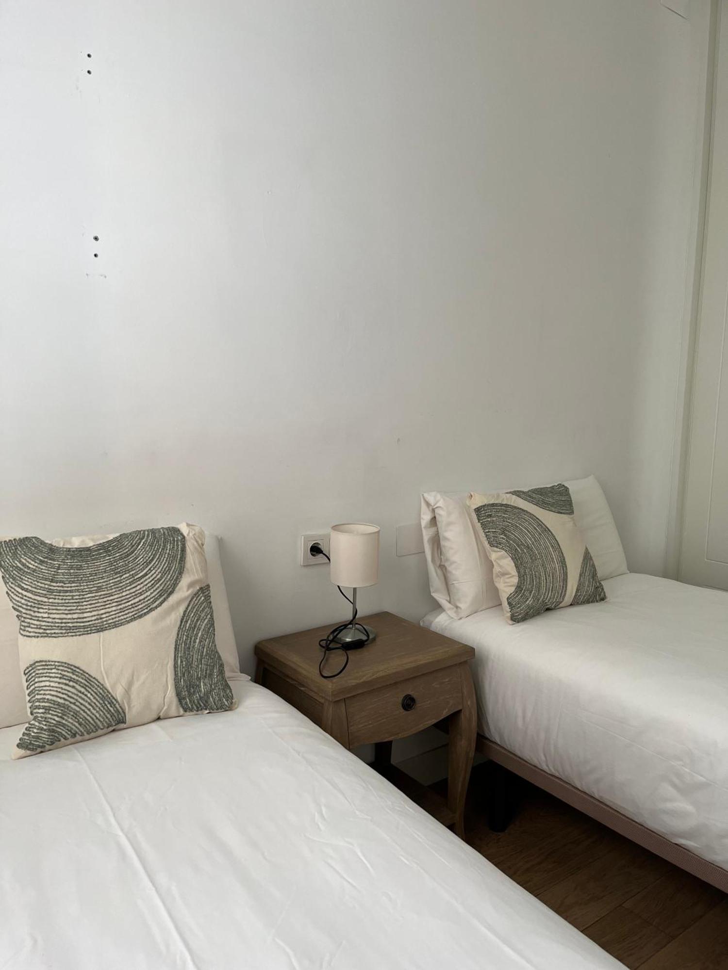 Balcones De Jauregui Premium Apartment Seville Luaran gambar