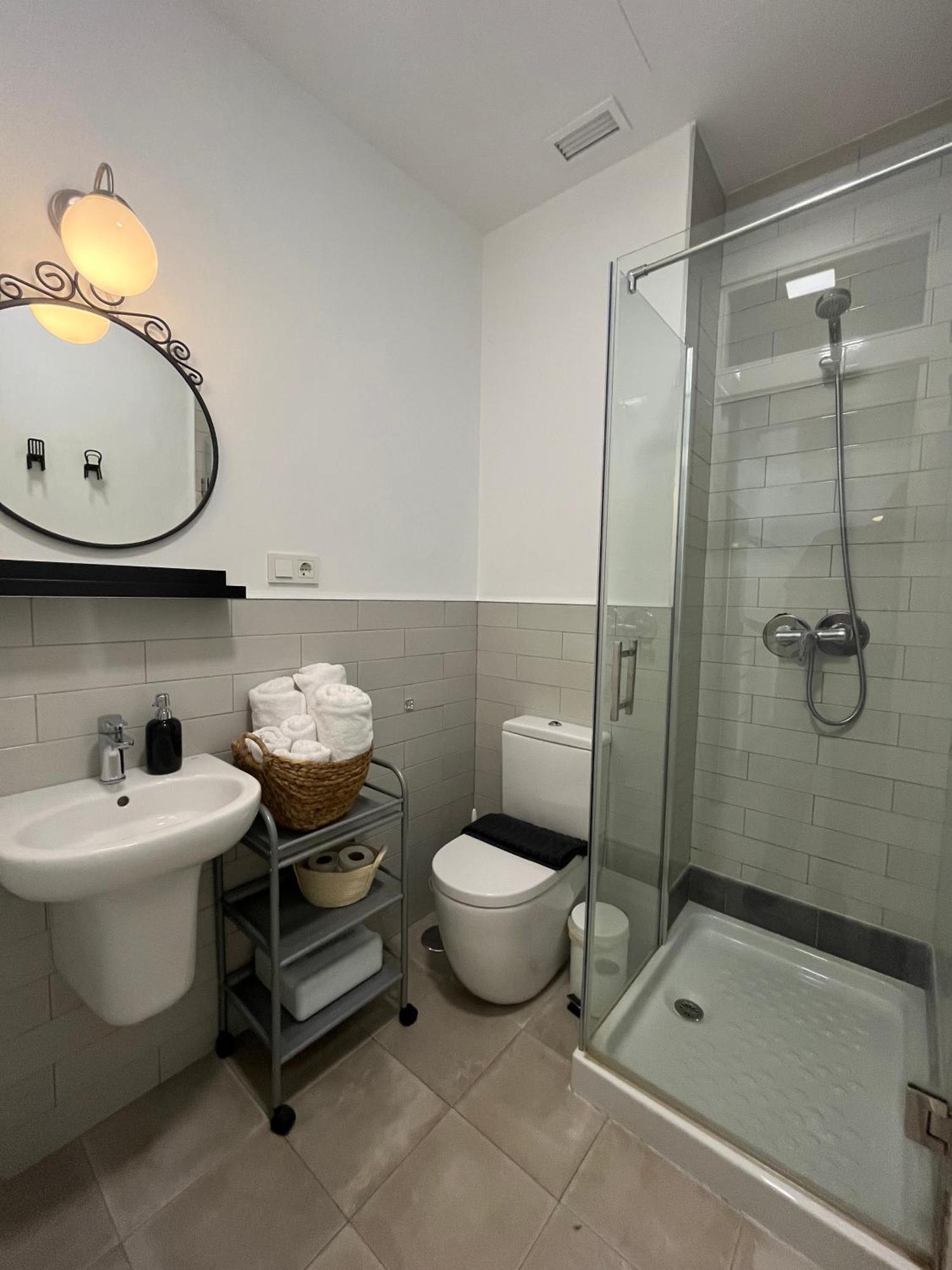 Balcones De Jauregui Premium Apartment Seville Luaran gambar